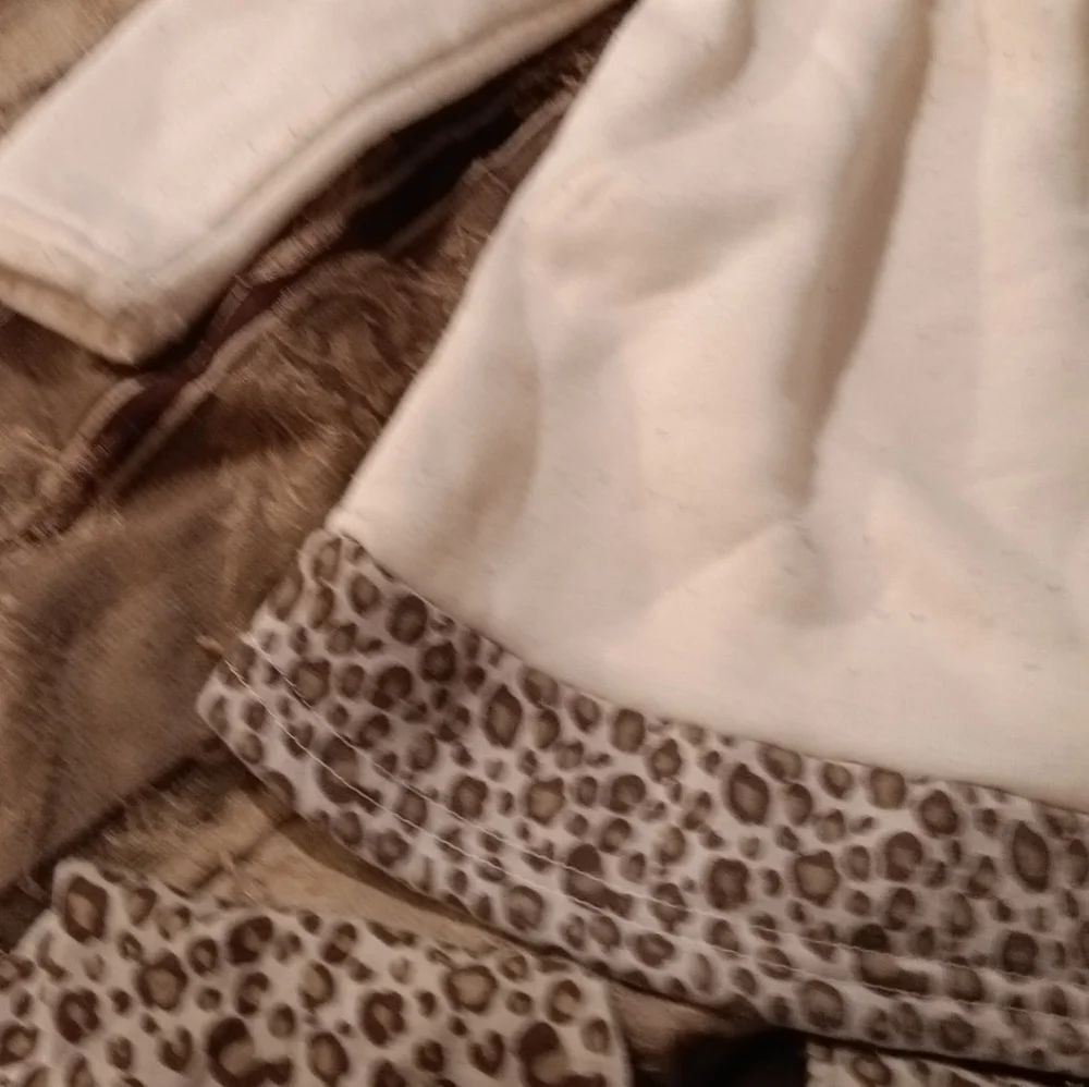 Baby girl outfit size 24months